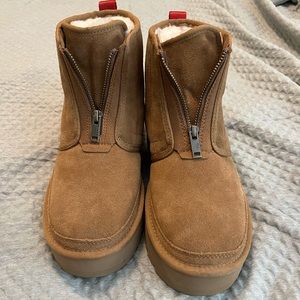UGG Australia Neumel Platform Zip Boots